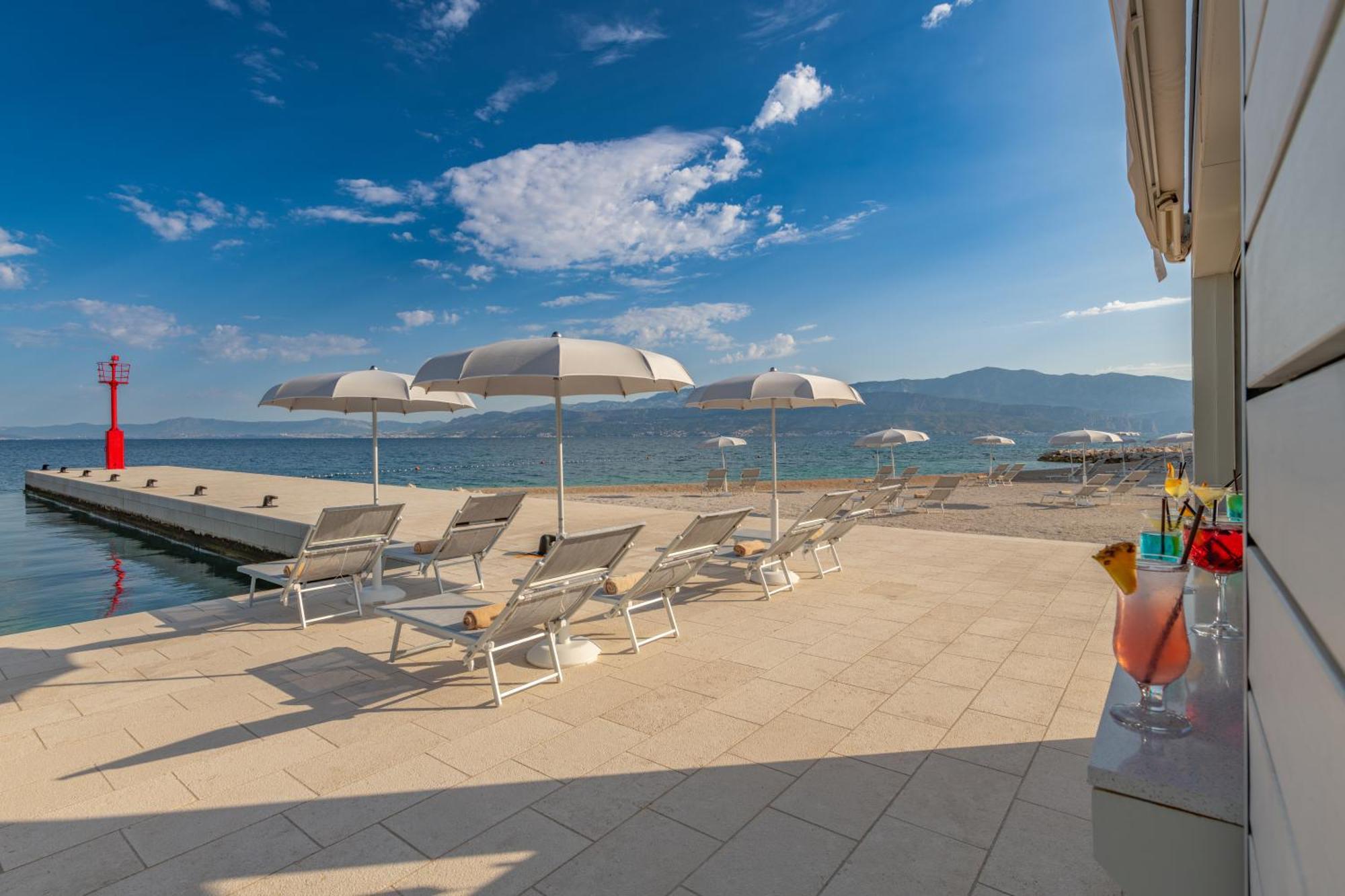Grand Hotel View Postira Kültér fotó